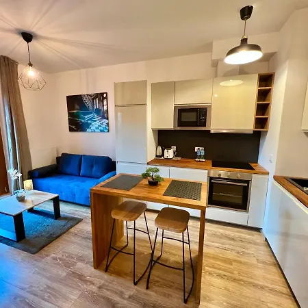 Apartamento Browary Warszawskie Designer *